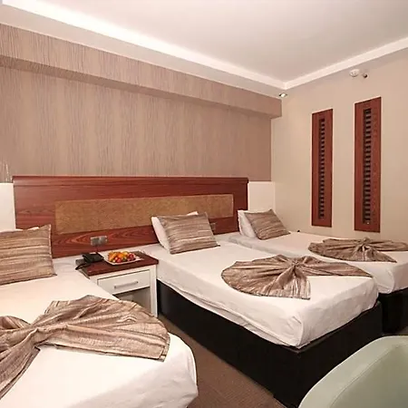 Mostar 3*